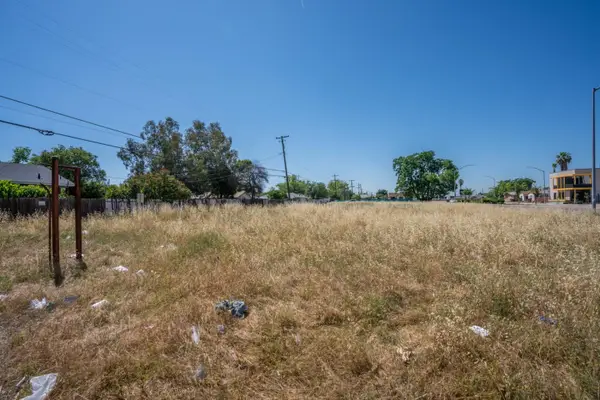 2305 S Elm Avenue, Fresno, CA 93706