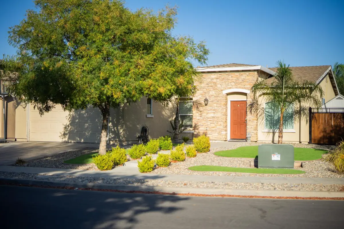 3290 Dogwood Way, Firebaugh, CA 93622 - #1