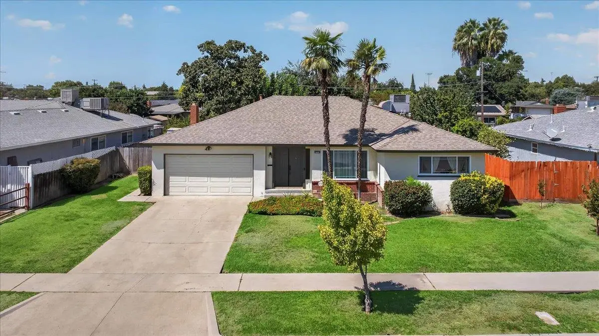 4733 N Callisch Street, Fresno, CA 93726 - #1