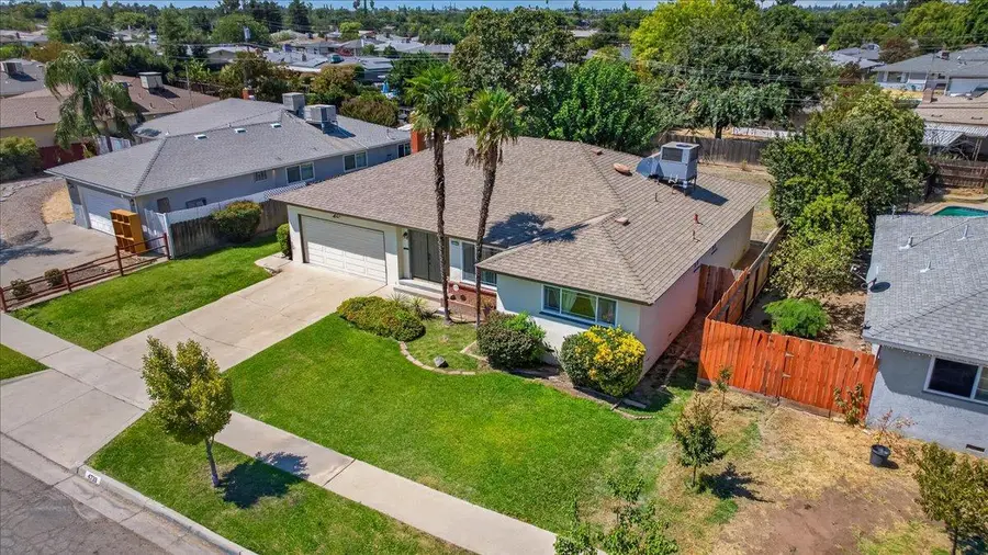 4733 N Callisch Street, Fresno, CA 93726 - #3