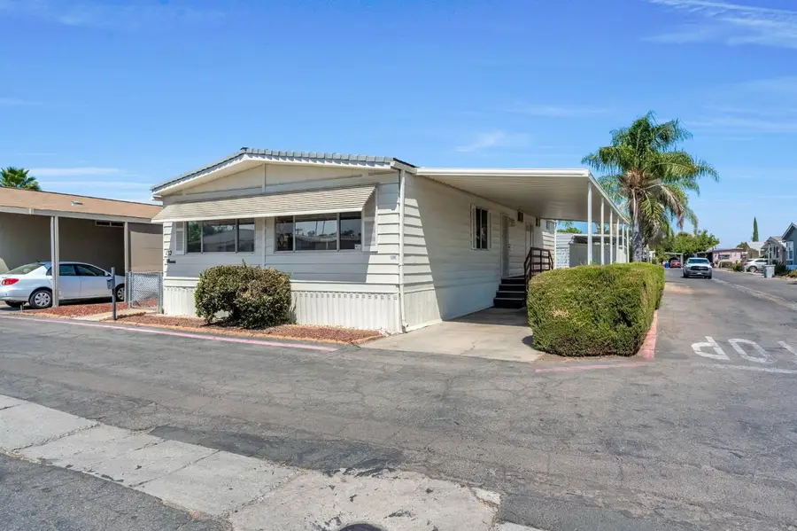 105 W Herndon Avenue #132, Pinedale, CA 93650 - #2
