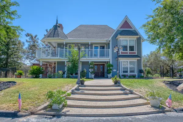 22706 Stagecoach Lane, Clovis, CA 93619