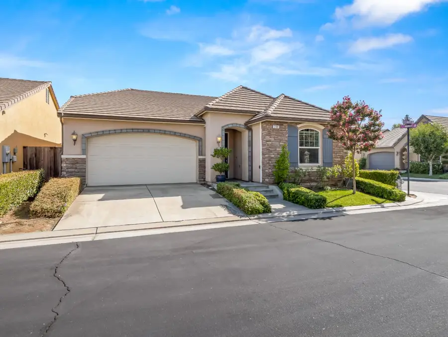 2181 W Juliet Way, Fresno, CA 93711 - #3
