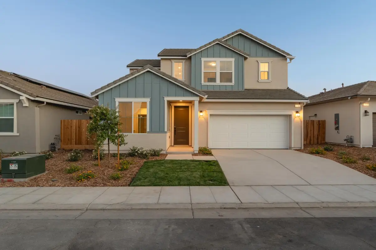 1132 Ponderosa Way W, Madera, CA 93636 - #1
