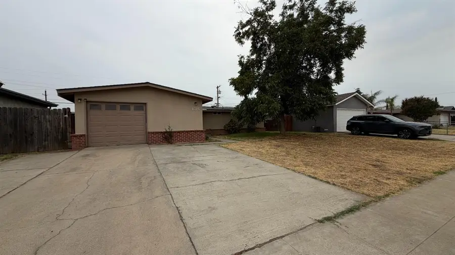 136 Pico Avenue, Clovis, CA 93612 - #2