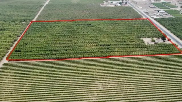 2818 N Madera Avenue, Kerman, CA 93630 - #2
