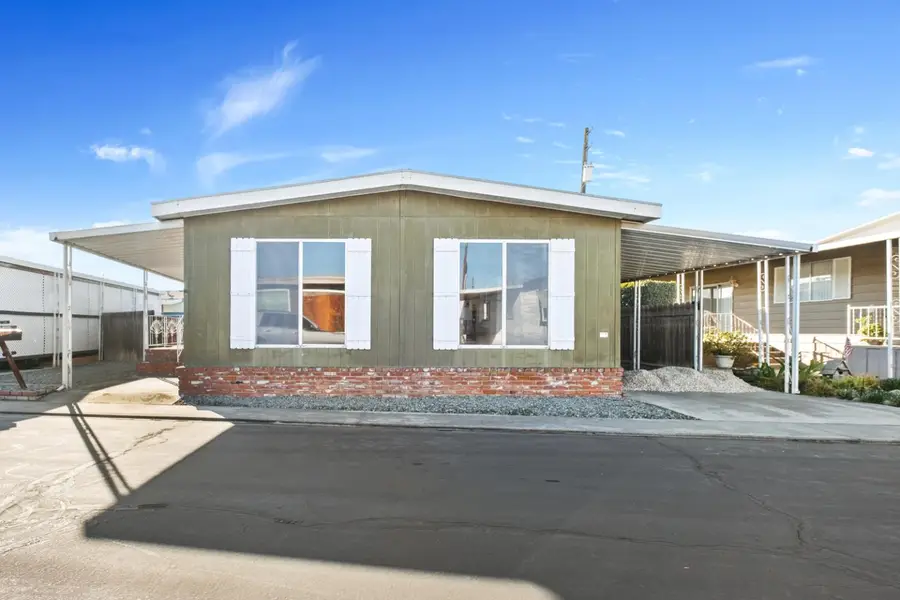1551 6th Avenue #56, Kingsburg, CA 93631 - #2