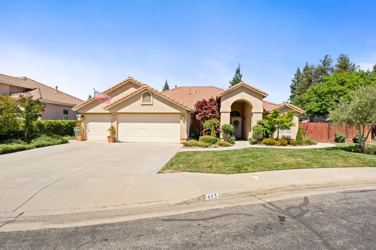 493 W Omaha Avenue, Clovis, CA 93619 - #1