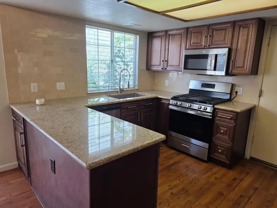 1468 Mayflower Way, Clovis, CA 93612 - #3