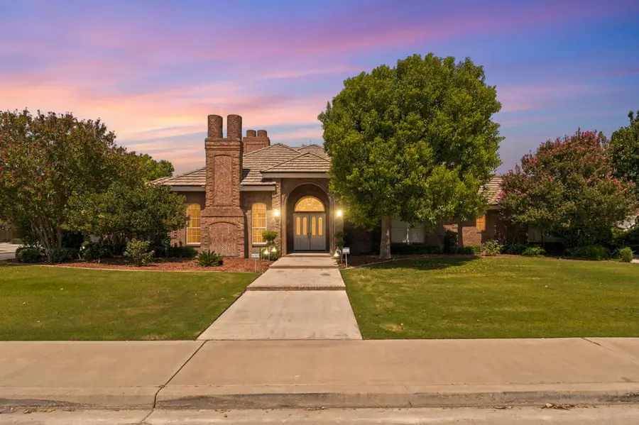 9008 Serrant Court, Bakersfield, CA 93311 - #2