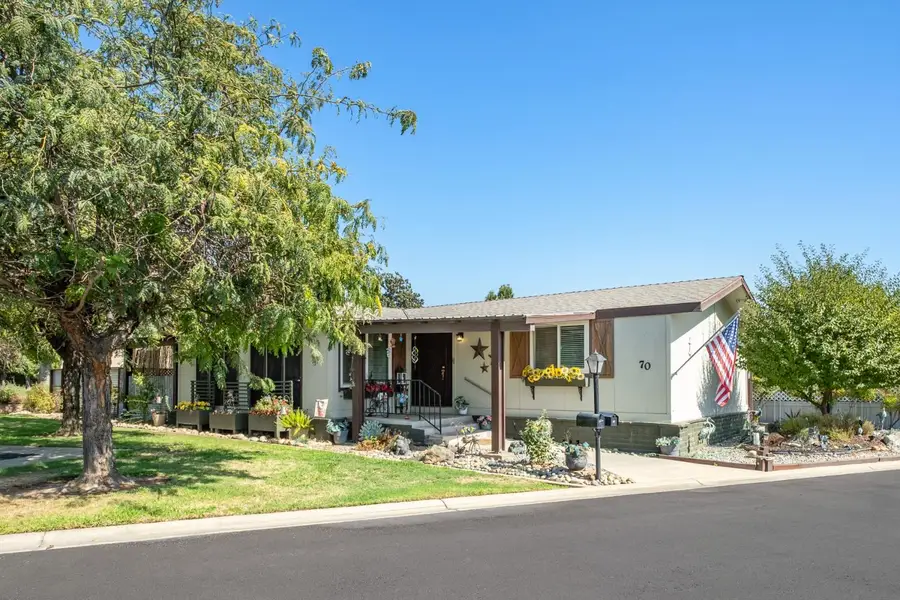 371 N Bethel Avenue #70, Sanger, CA 93657 - #2