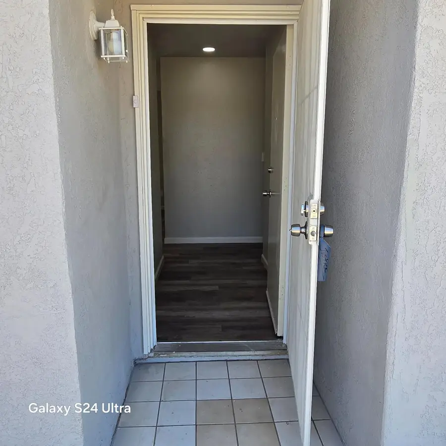 27148 Stanford Avenue, Madera, CA 93637 - #3
