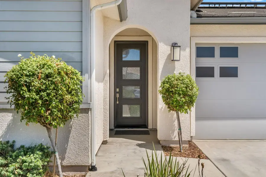 989 Spring Street W, Madera, CA 93636 - #2