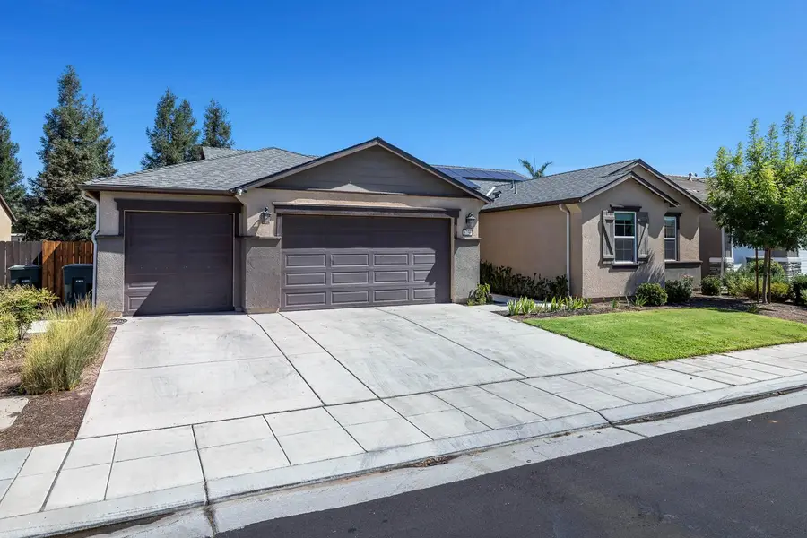6756 E Brown Avenue, Fresno, CA 93727 - #2