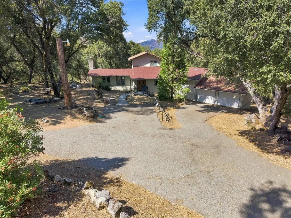 51102 Bon Veu Dr, Oakhurst, CA 93644 - #1