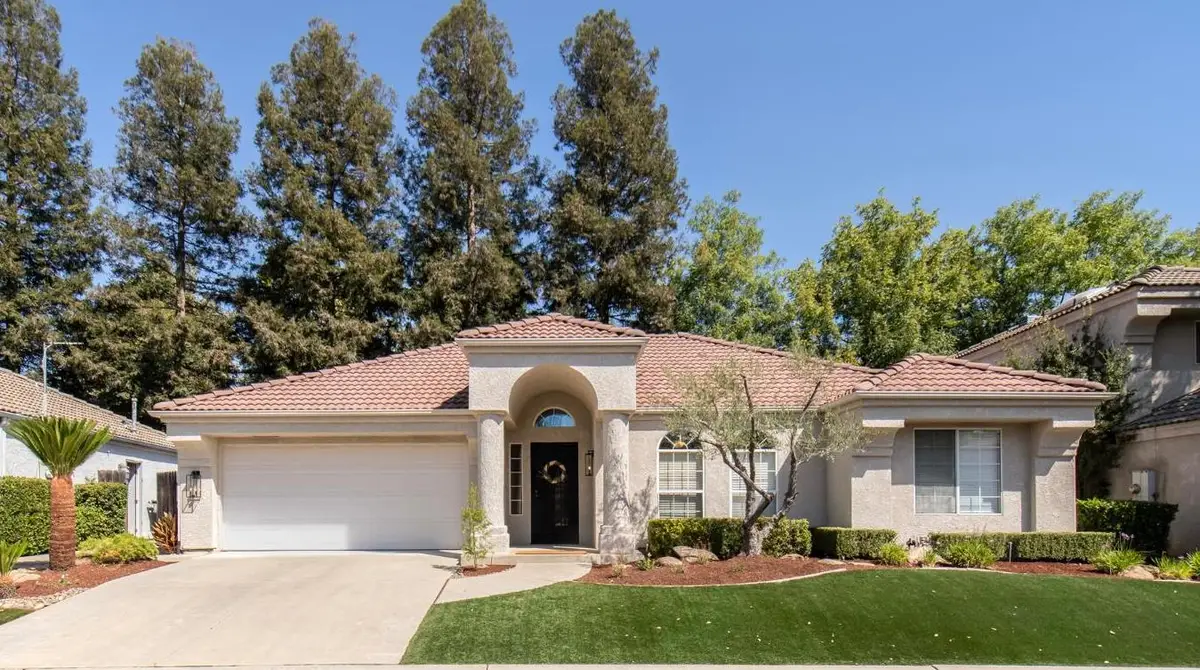 1014 E Democracy Avenue, Fresno, CA 93720 - #1