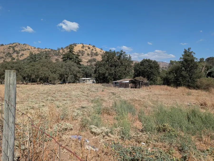 36197 Mistletoe Road, Yokuts Valley, CA 93675 - #2