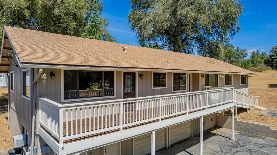 45453 N Oakview Drive, Oakhurst, CA 93644 - #2