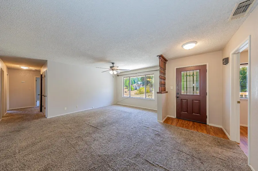 45453 N Oakview Drive, Oakhurst, CA 93644 - #3