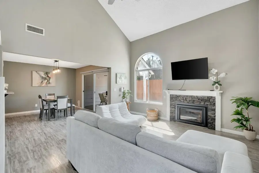 7532 N Millbrook Avenue, Fresno, CA 93720 - #2