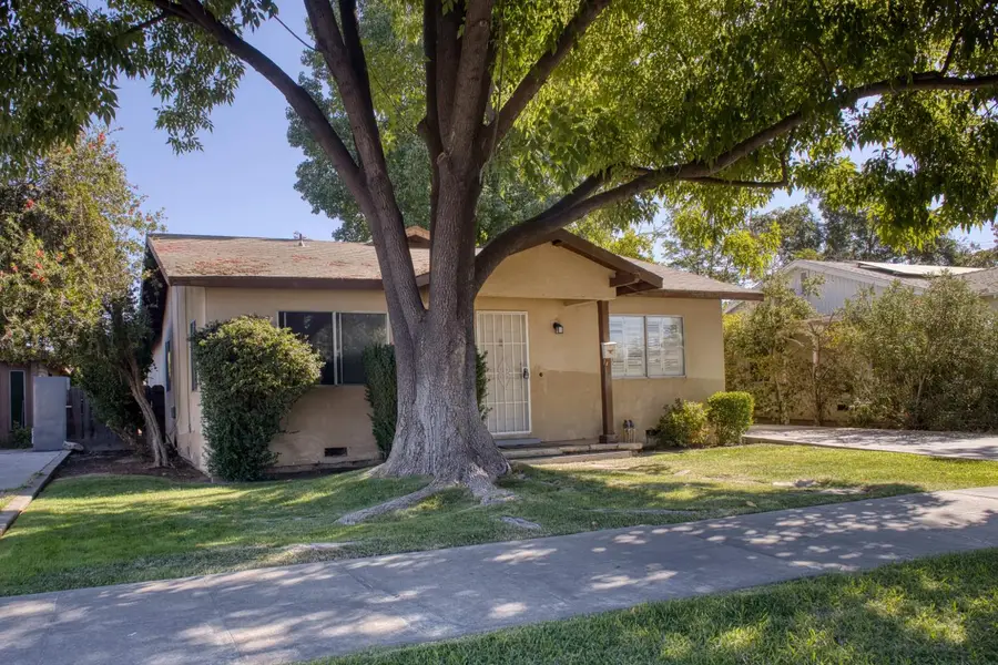 317 S K Street, Madera, CA 93637 - #3
