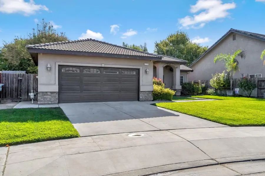2134 N Ivanhoe Avenue, Fresno, CA 93722 - #2