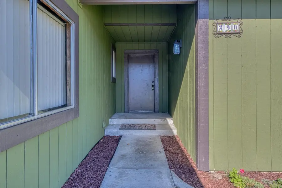 290 Carnoble Dr, Hollister, CA 95023 - #3