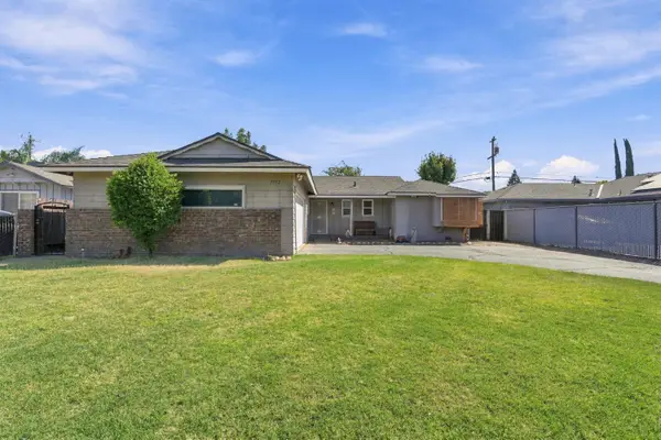2952 E Dakota Avenue, Fresno, CA 93726