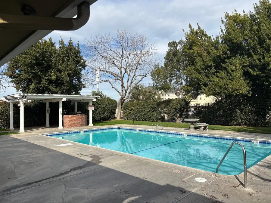 495 W Santa Ana #4, Clovis, CA 93612 - #2