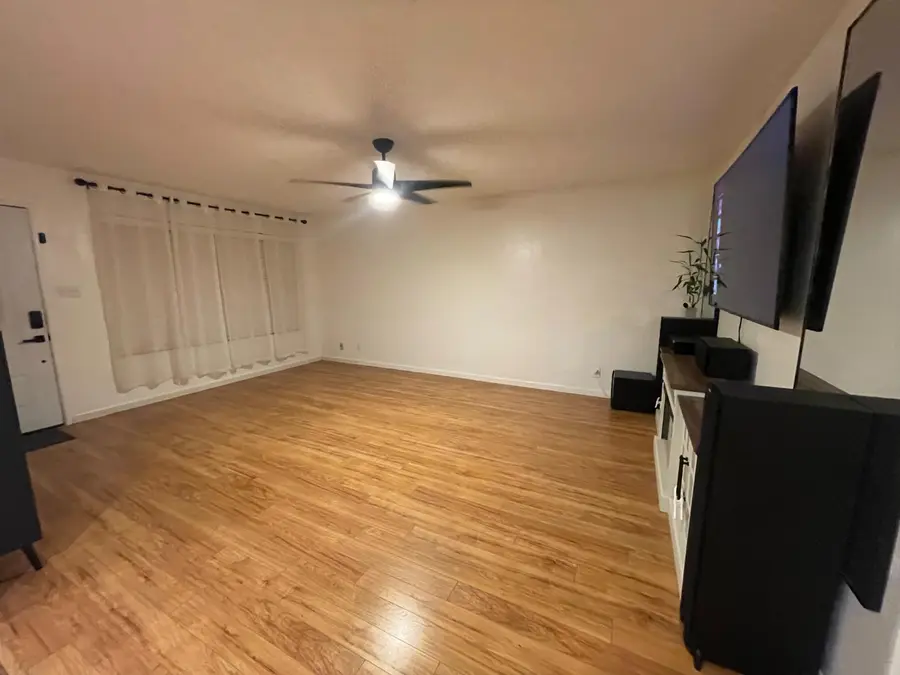 3085 W Sussex Way, Fresno, CA 93722 - #3