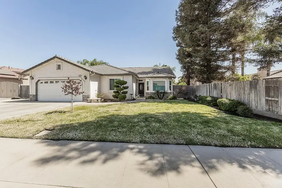 3704 Bryan Street, Selma, CA 93662 - #2