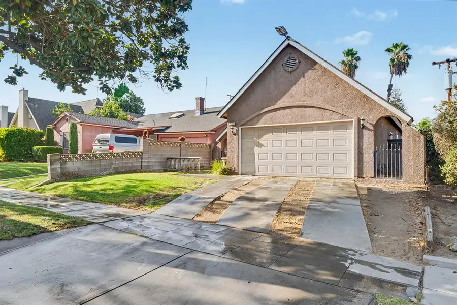 755 E Cornell Avenue, Fresno, CA 93704 - #2