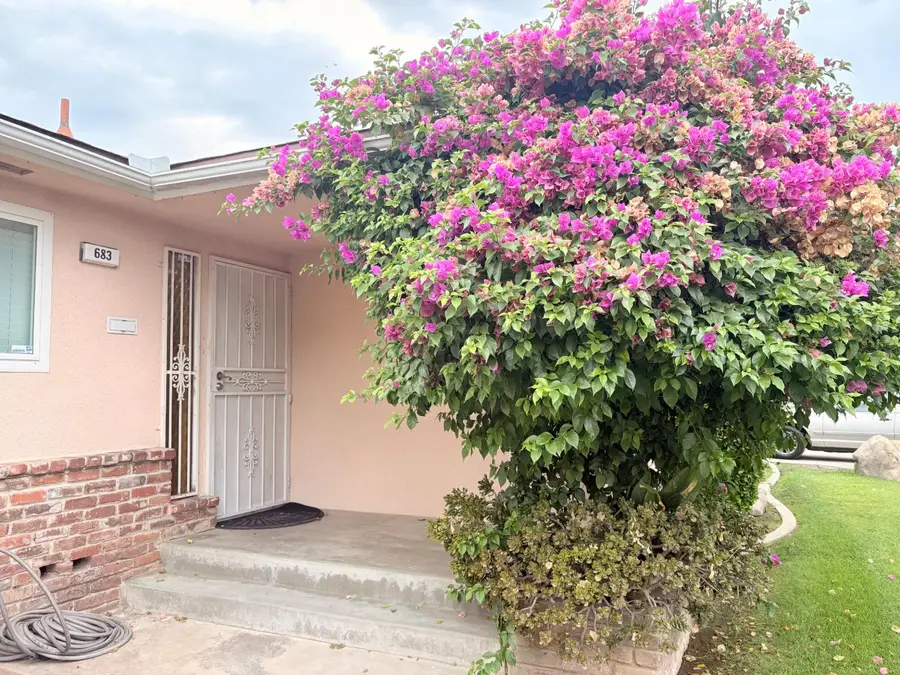 683 E Browning, Fresno, CA 93710 - #2