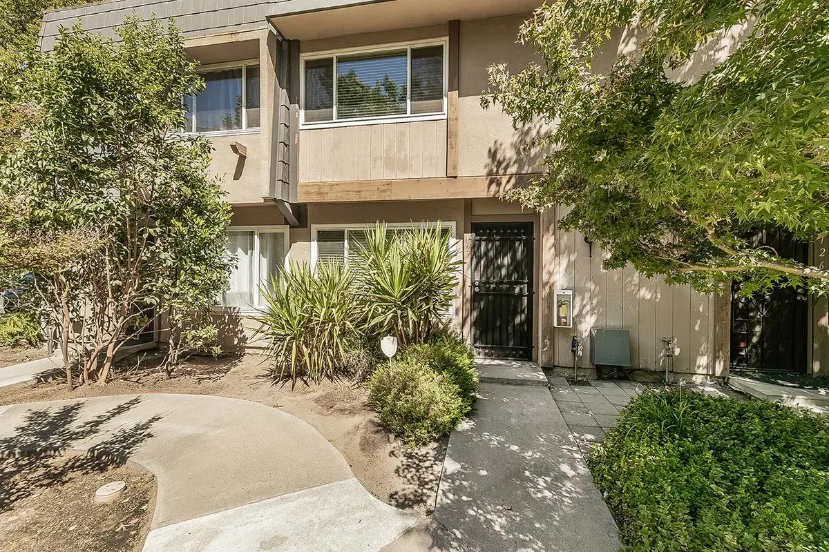 5138 E Ashlan Avenue #127, Fresno, CA 93727 - #1
