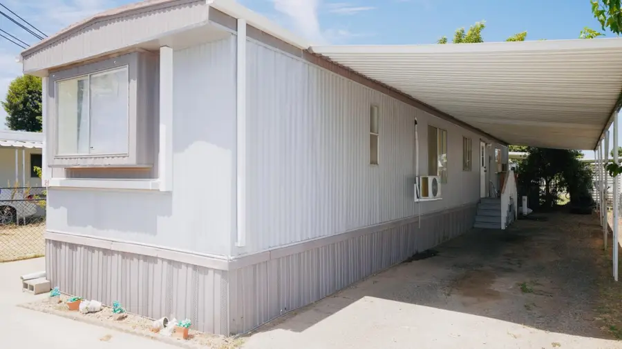 7676 N Fresno Street #24, Fresno, CA 93720 - #2