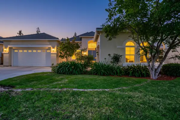 2935 E Omaha Avenue, Fresno, CA 93720