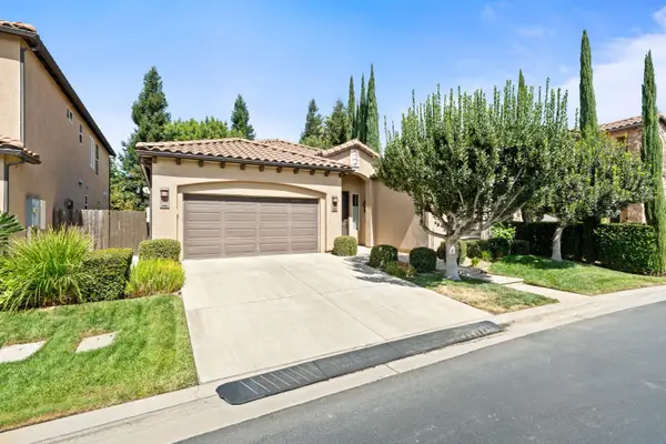 11361 N Via Verona Way, Fresno, CA 93730