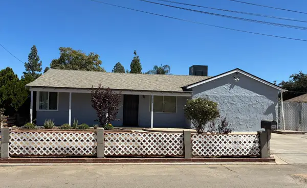 3092 W Floradora Avenue, Fresno, CA 93722