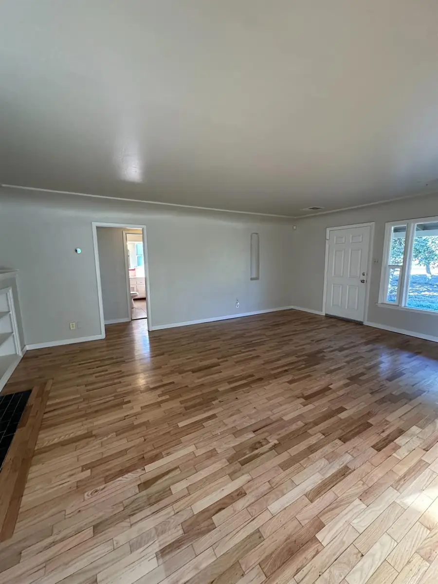 11500 S Chestnut Avenue, Fresno, CA 93725 - #3
