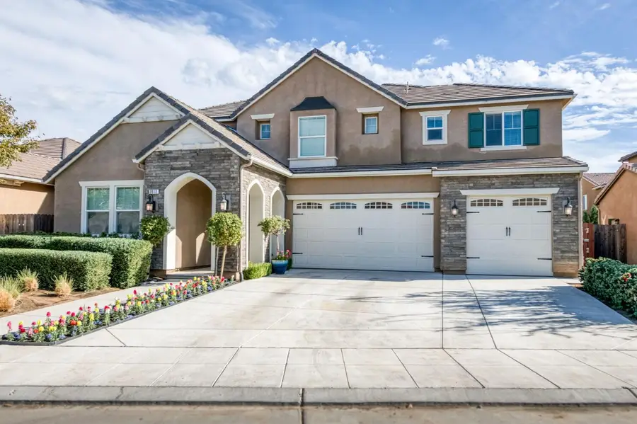 3912 Sussex Avenue, Clovis, CA 93619 - #2
