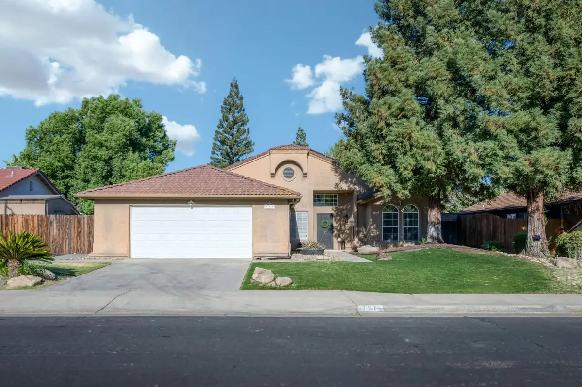 757 Burl Avenue, Clovis, CA 93611 - #1