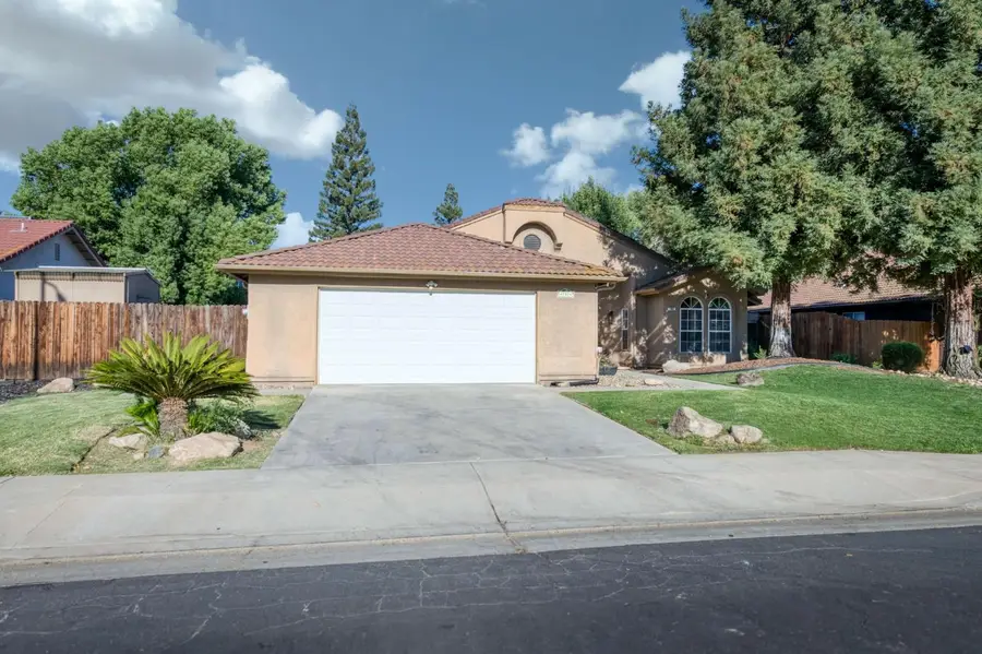 757 Burl Avenue, Clovis, CA 93611 - #3