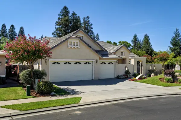 3012 Everglade Avenue, Clovis, CA 93619