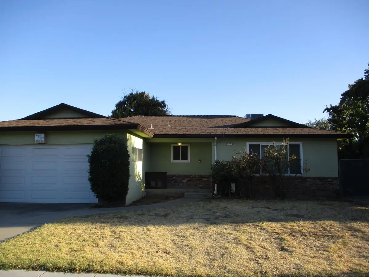 4550 E Gettysburg Avenue, Fresno, CA 93726 - #1