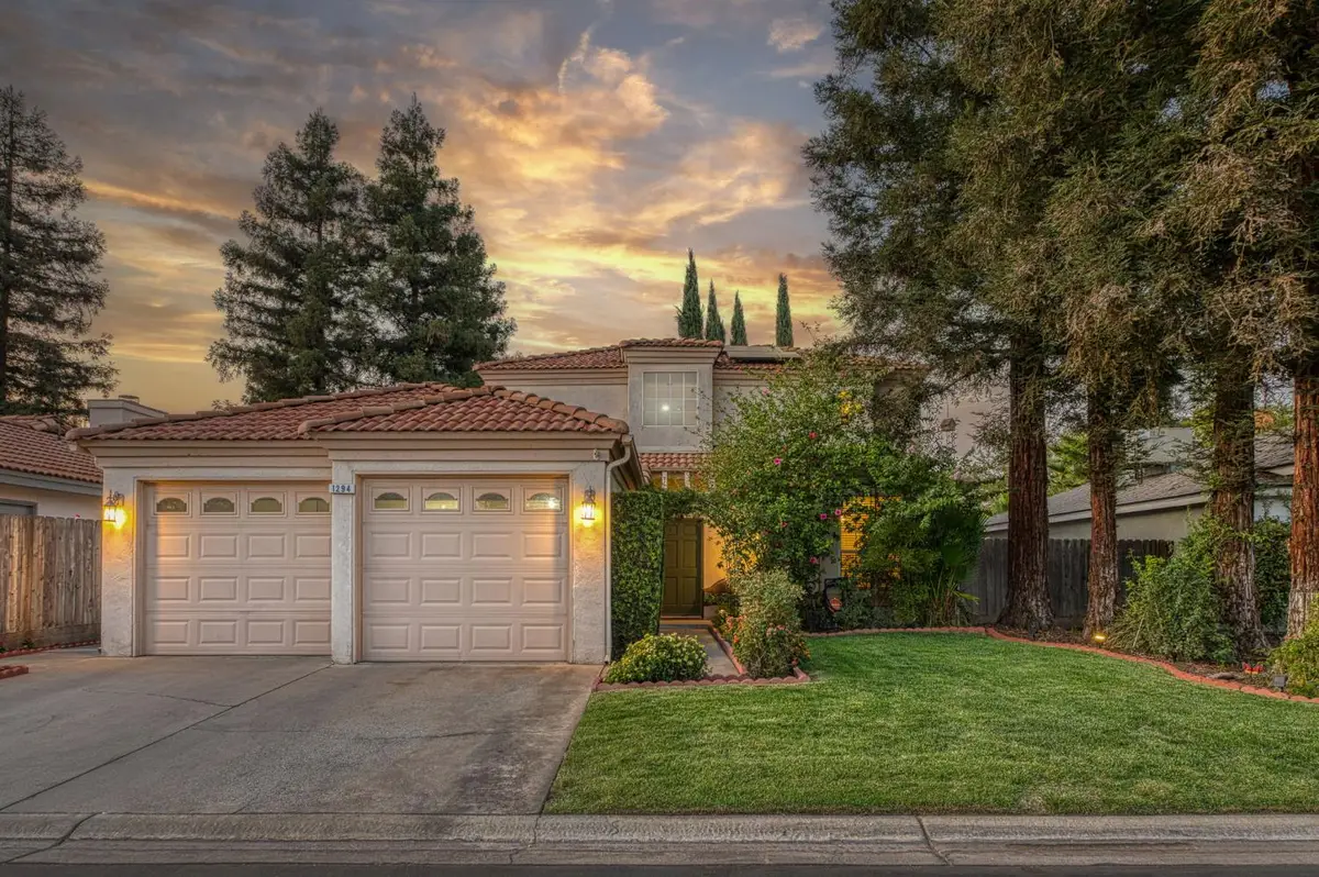 1294 E Loma Linda Avenue, Fresno, CA 93720 - #1