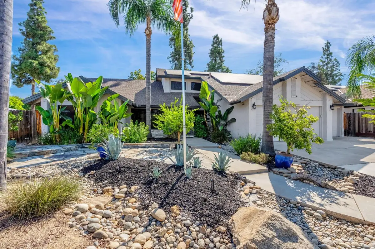 7556 N 6th Street, Fresno, CA 93720 - #1