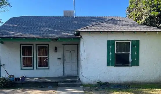3022 E Mckenzie Avenue, Fresno, CA 93701 - #1