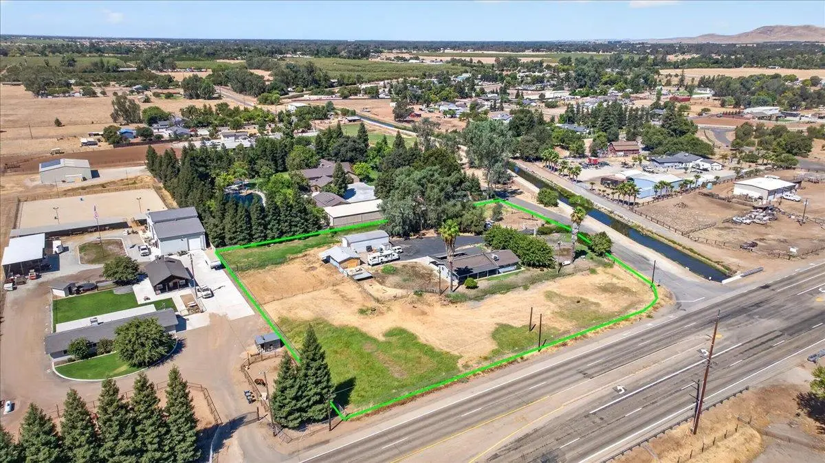 12909 E Gettysburg Avenue, Sanger, CA 93657 - #1