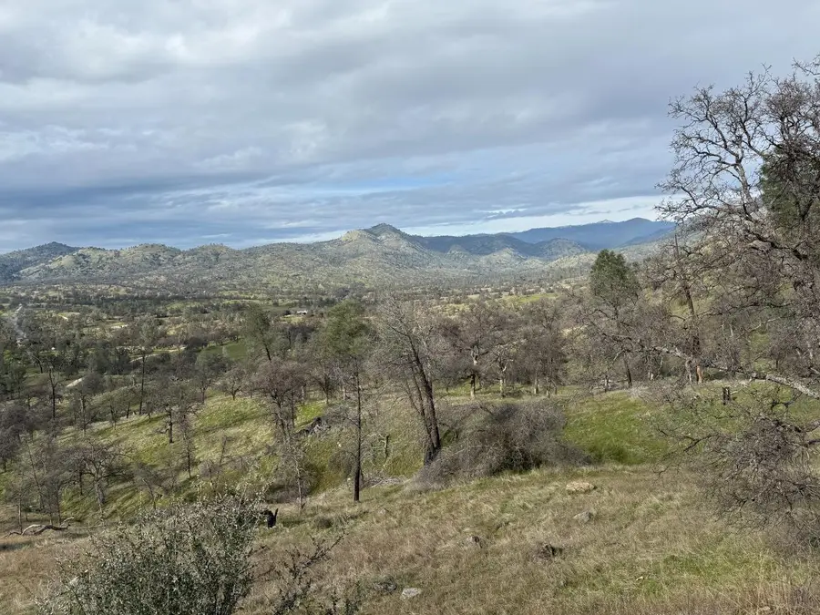 8 810 Or Action Grade, Raymond, CA 93653 - #2