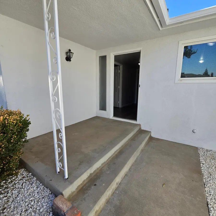 3138 W Norwich Avenue, Fresno, CA 93722 - #3